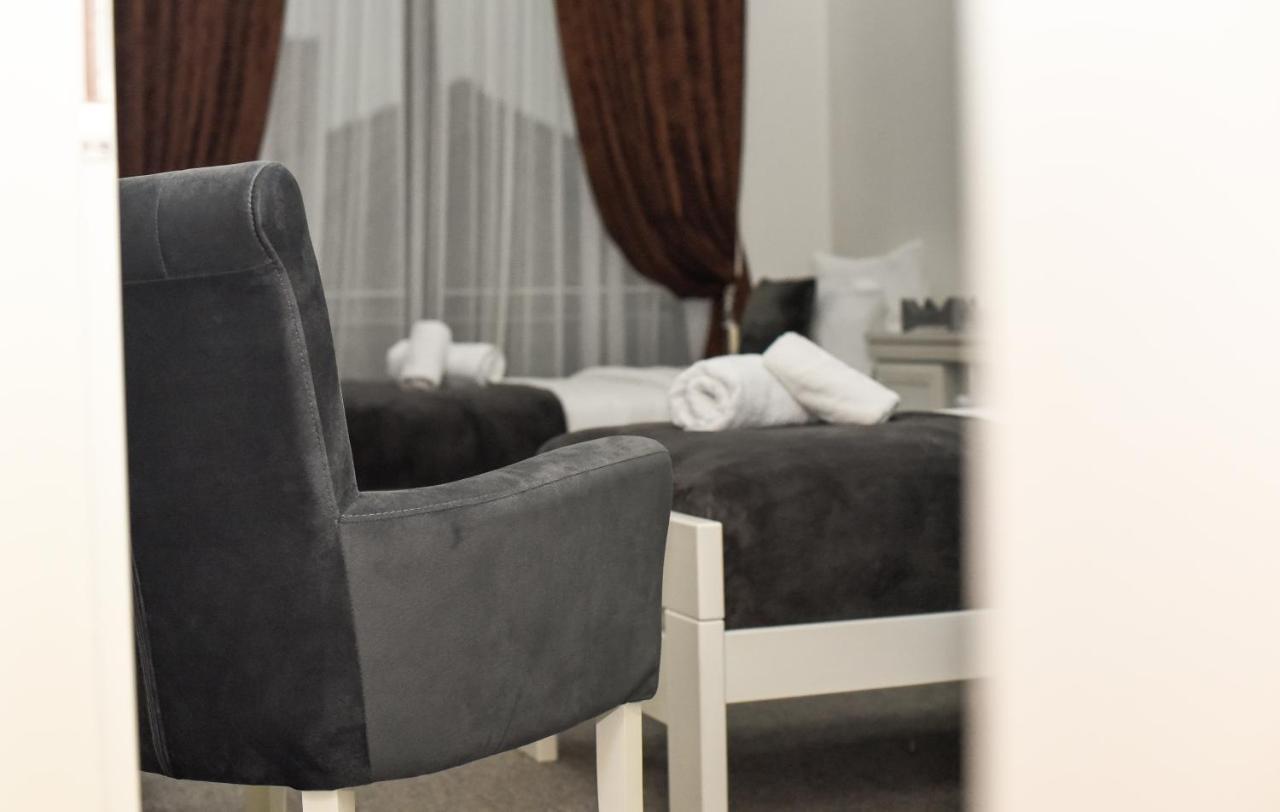 Hotel Palace Velika Kladusa Ngoại thất bức ảnh