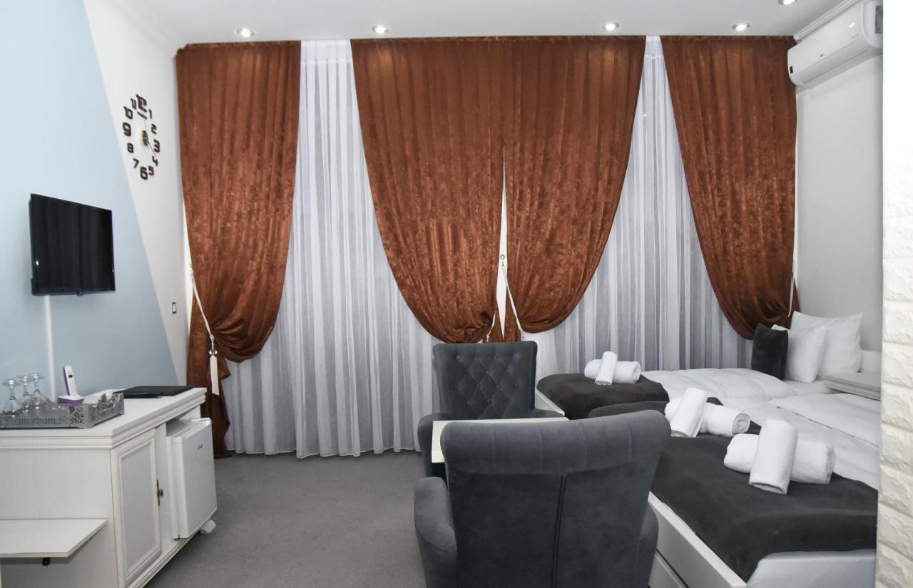Hotel Palace Velika Kladusa Ngoại thất bức ảnh